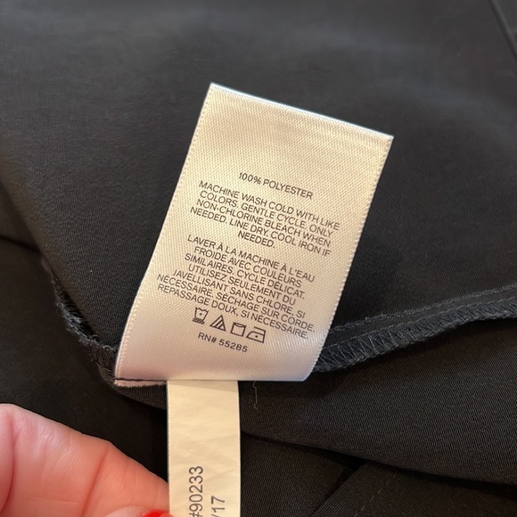 Express Zip Back Boxy Blouse in Size Medium - Picture 4 of 8